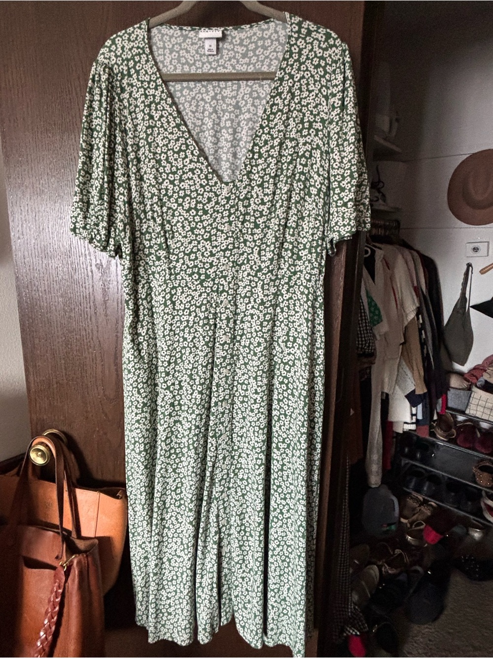 Ava & Viv green daisy print dress 1X